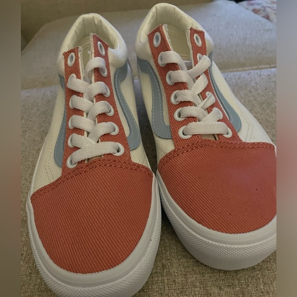 Vans Shoes - VANS Old Skool Platform Twill
Pastel Women's Low Top Canvas
Sneakers